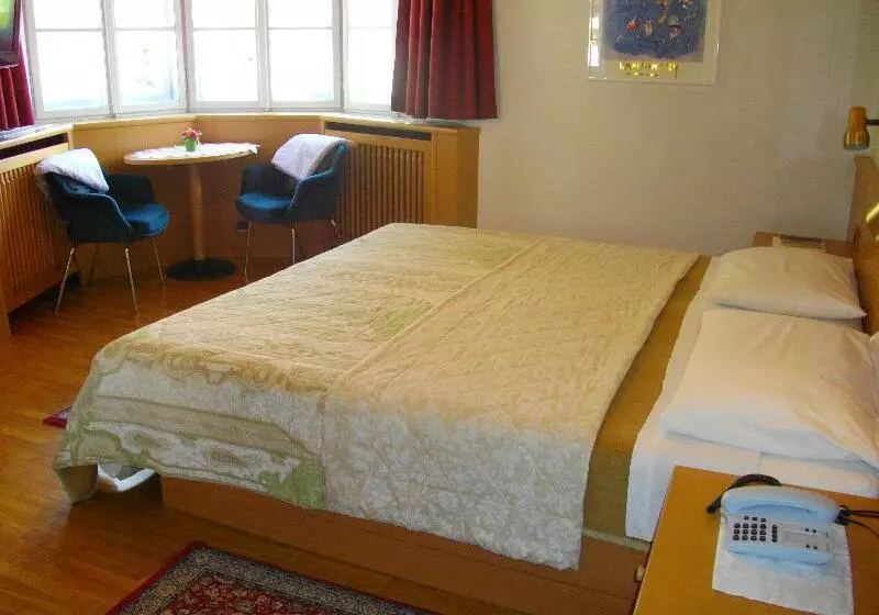 فندق Villa Emilia