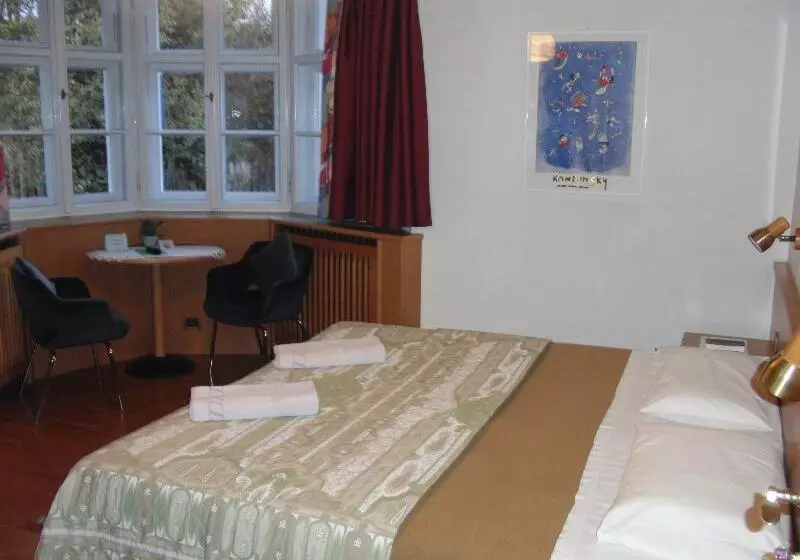 فندق Villa Emilia