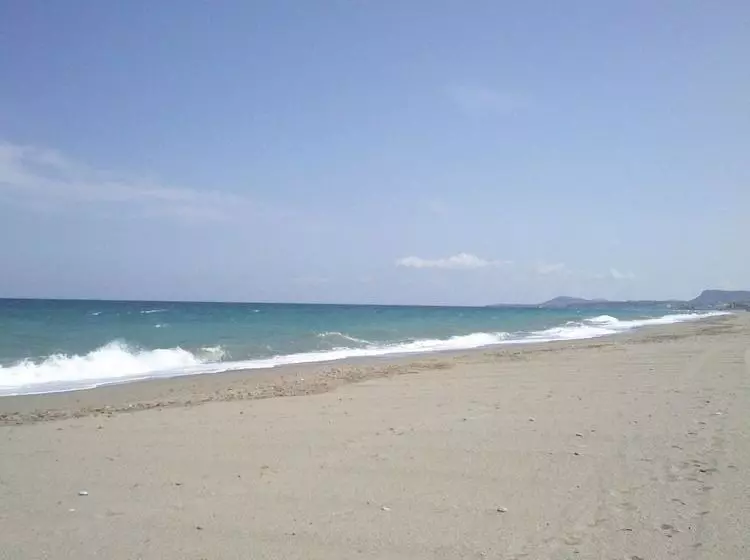 Mary Hotel & Mary Royal Suites