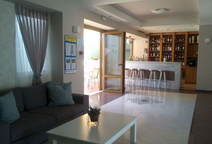 Mary Hotel & Mary Royal Suites