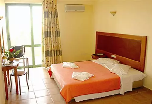 فندق Minos Village