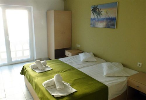 فندق Minos Village