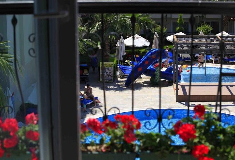 Sun City Apartments & Hotel