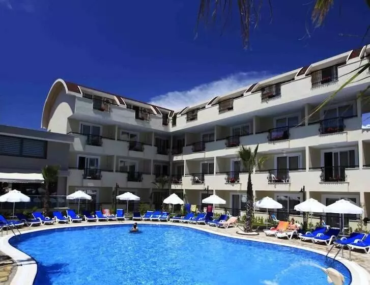 Sun City Apartments & Hotel