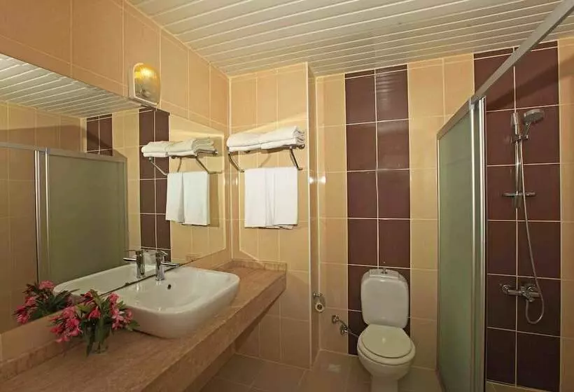 Sun City Apartments & Hotel