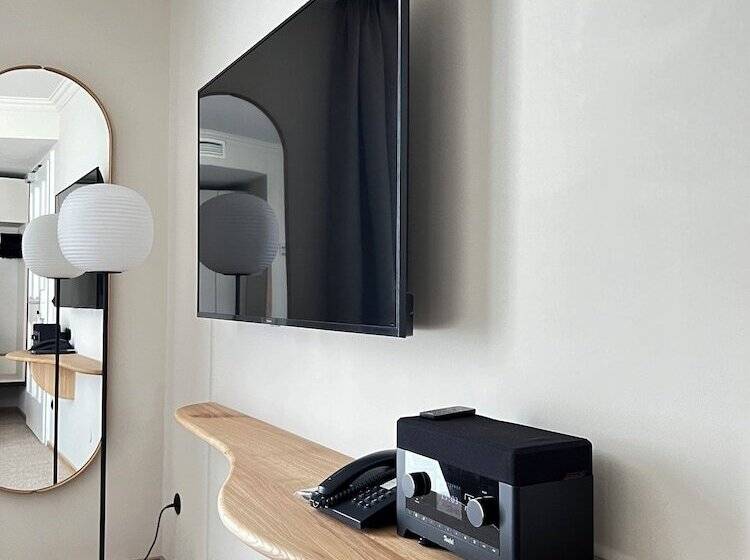 Hotel Adelante Boutique