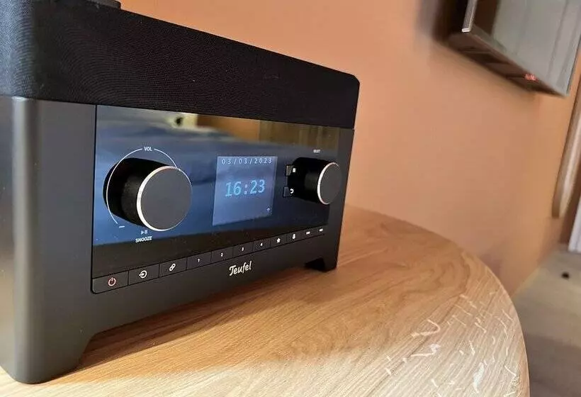 هتل Adelante Boutique