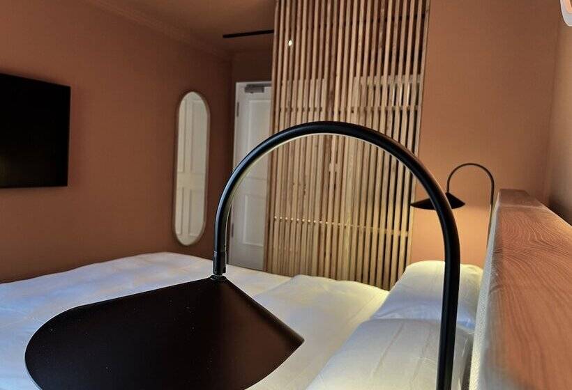 Hotel Adelante Boutique