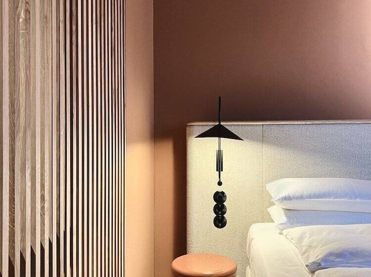 Hotel Adelante Boutique