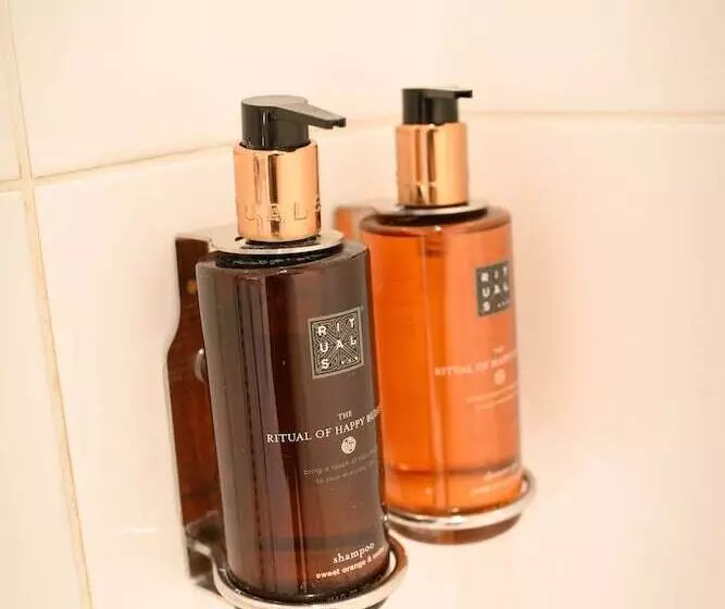 هتل Alma Grand Place