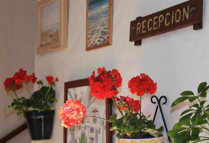 هتل Almadraba Conil