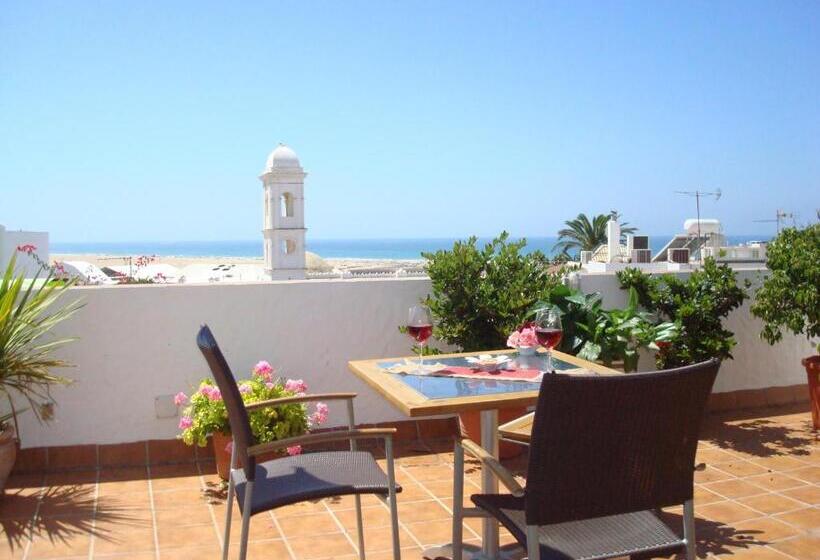 هتل Almadraba Conil