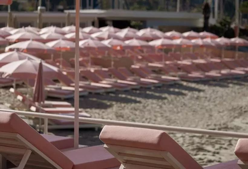 酒店 Cap D Antibes Beach