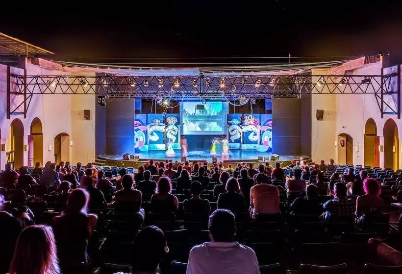 هتل Tui Magic Life Kalawy