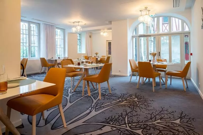 هتل De Bourgtheroulde, Autograph Collection