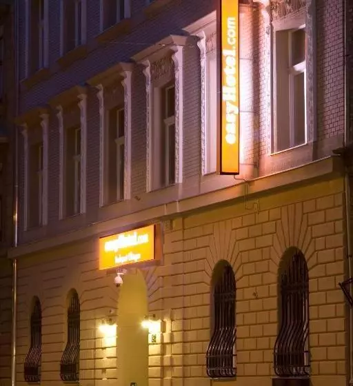 Easyhotel Budapest Oktogon