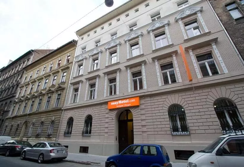 Easyhotel Budapest Oktogon