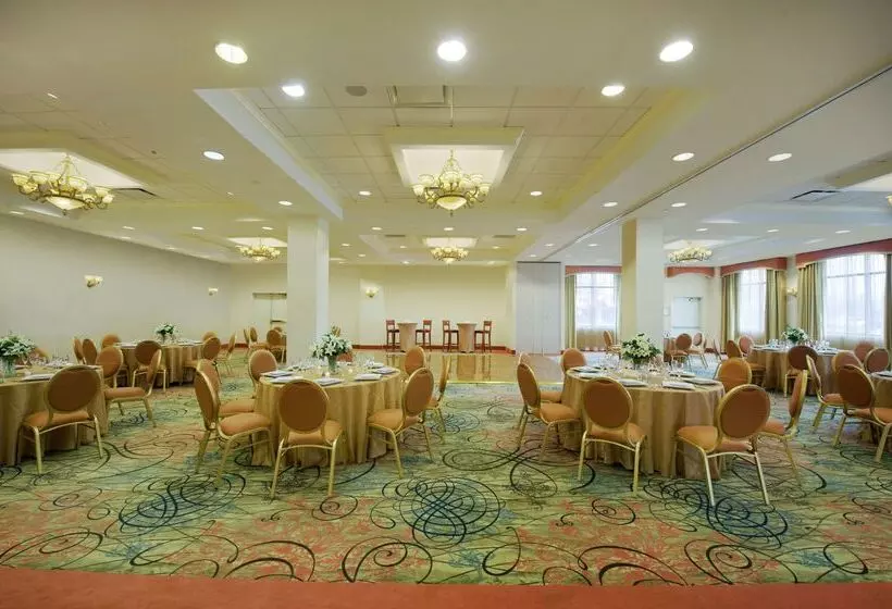 בית מלון כפרי Homewood Suites By Hilton East Rutherford   Meadowlands