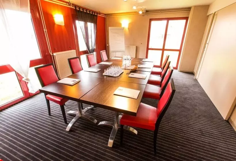 호텔 Inn Design Sedan