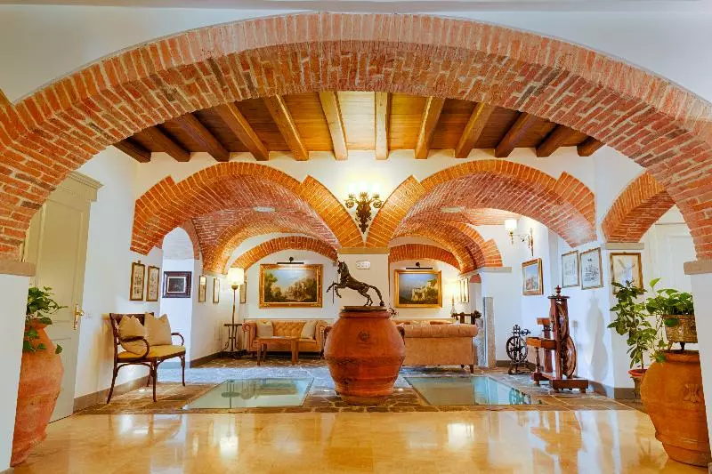 Mulino Di Firenze   Worldhotels Crafted