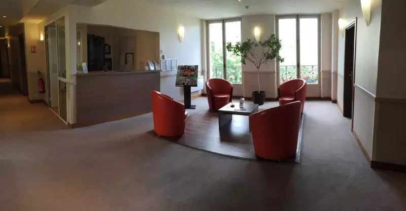 Hotel Orion Paris Haussmann