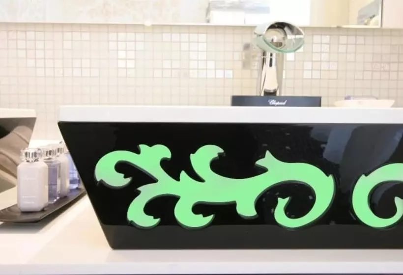 هتل Princesse Flore