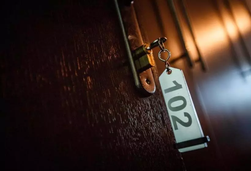 ホテル Sv. Mihovil