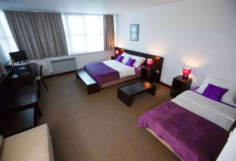 ホテル Sv. Mihovil