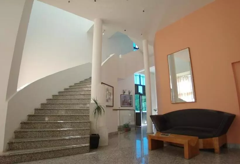 ホテル Sv. Mihovil