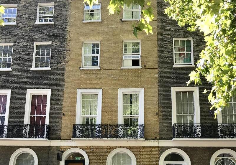 هتل The Rokxy Townhouse   Kings Cross