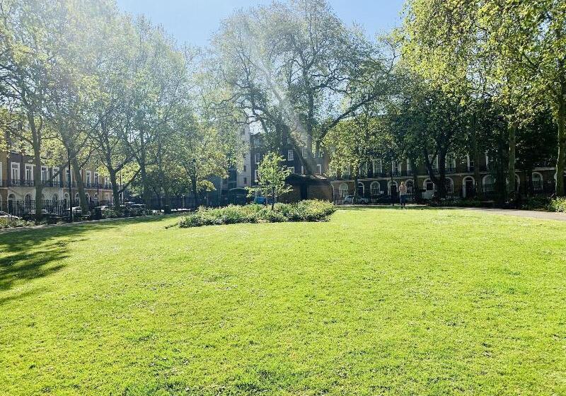 هتل The Rokxy Townhouse   Kings Cross