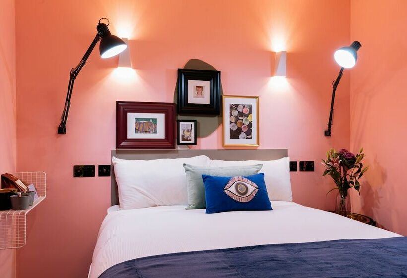 Otel The Warwick By Nestor