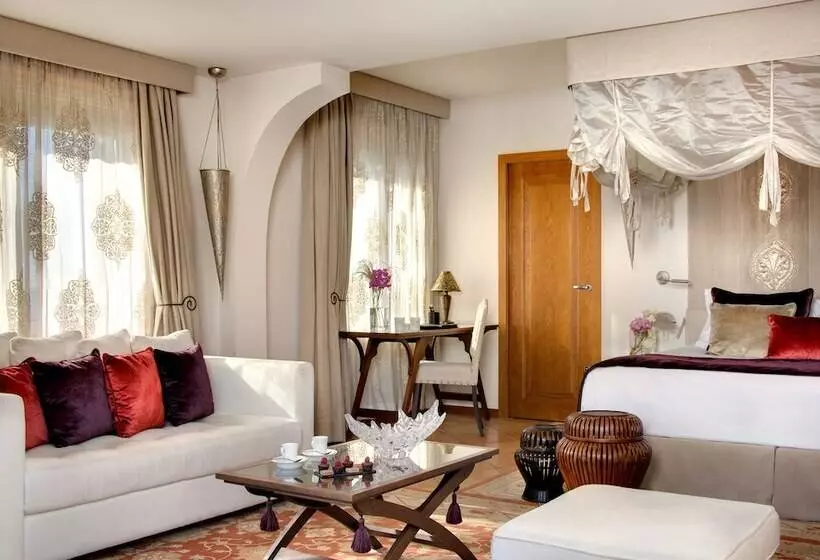 Hotel Tiara Yaktsa Cote D’azur