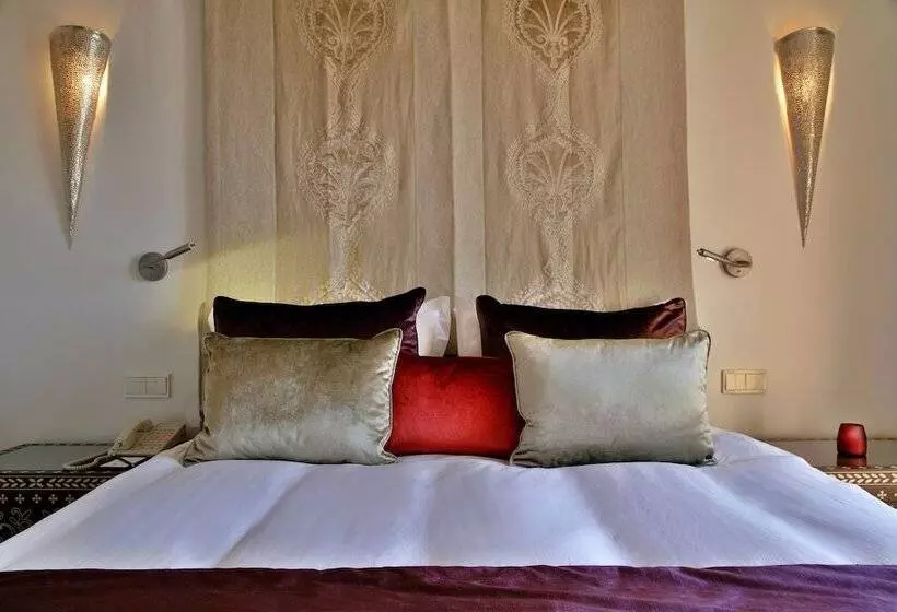 Hotel Tiara Yaktsa Cote D’azur