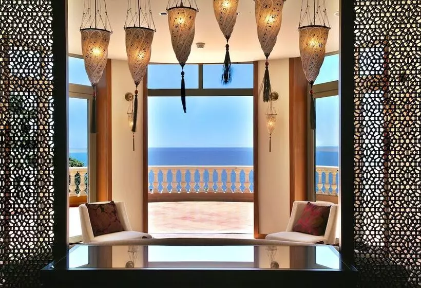 Hotel Tiara Yaktsa Cote D’azur