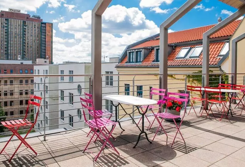 هتل Mikon Eastgate