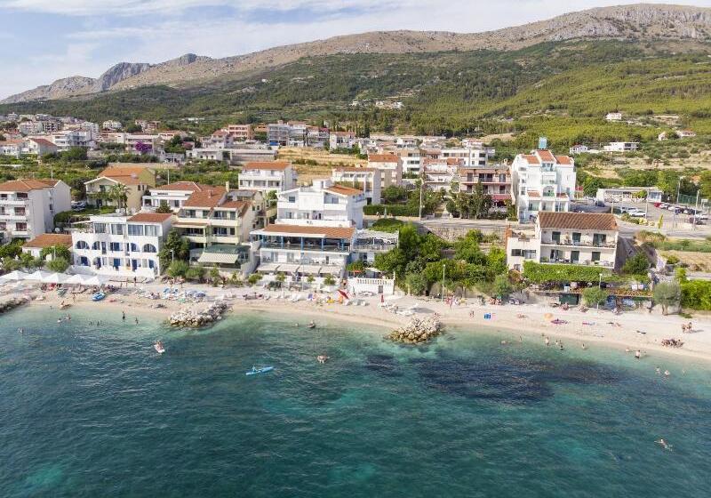 Pensjonat Beachfront Apartmants Zanic