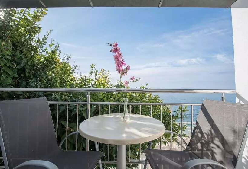 Pension Beachfront Apartmants Zanic