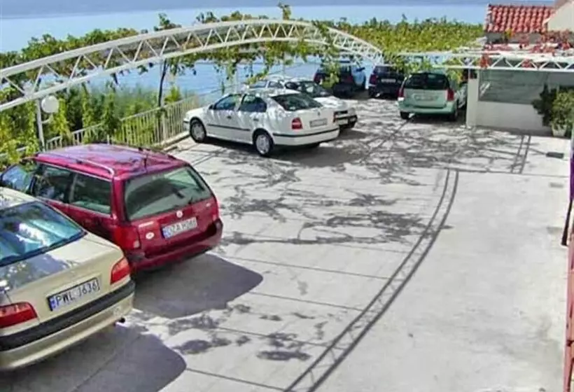 Pension Beachfront Apartmants Zanic