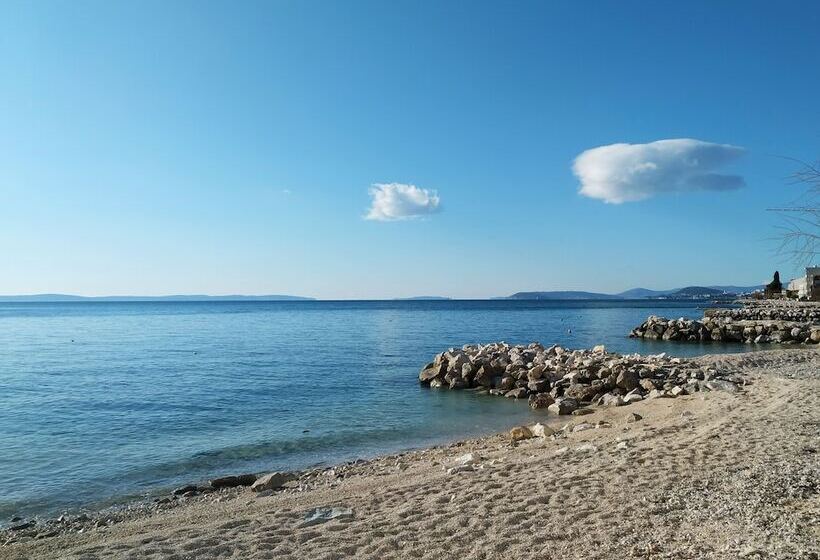 Pensjonat Beachfront Apartmants Zanic