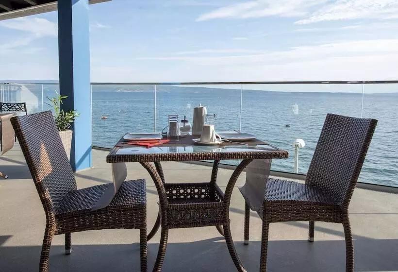 Pension Beachfront Apartmants Zanic