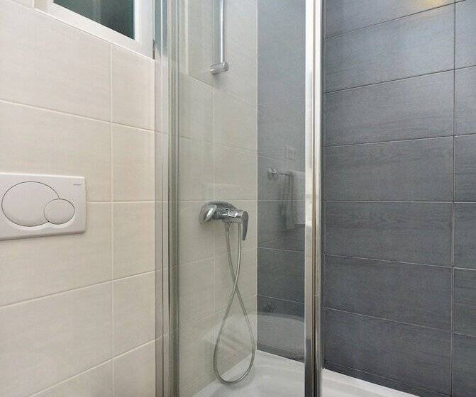 Pensjonat Beachfront Apartmants Zanic