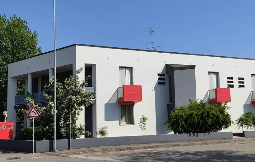 Отель 6 Porte Guesthouse