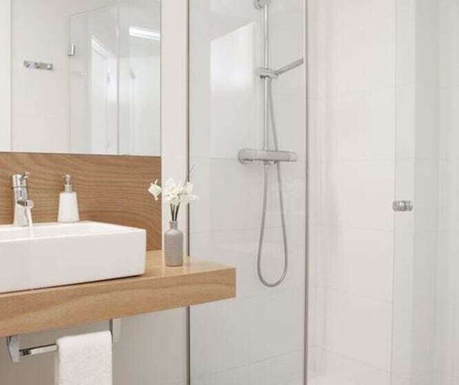 هتل Alenti Sitges