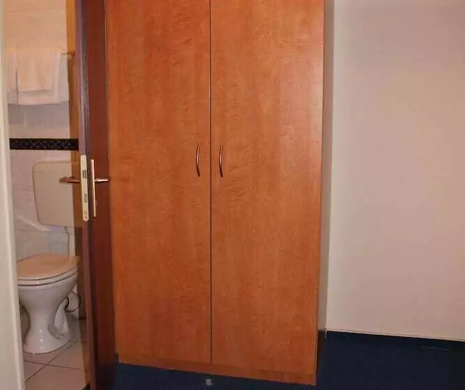 בית מלון כפרי Aria