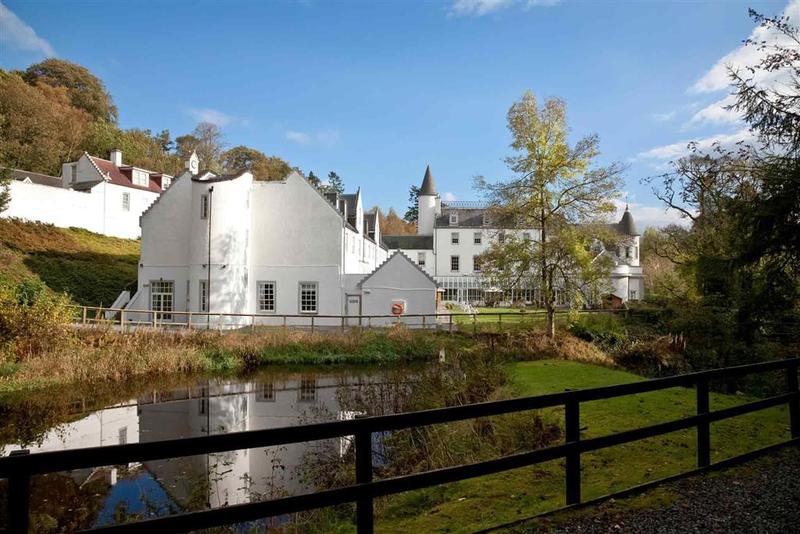 בית מלון כפרי Barony Castle