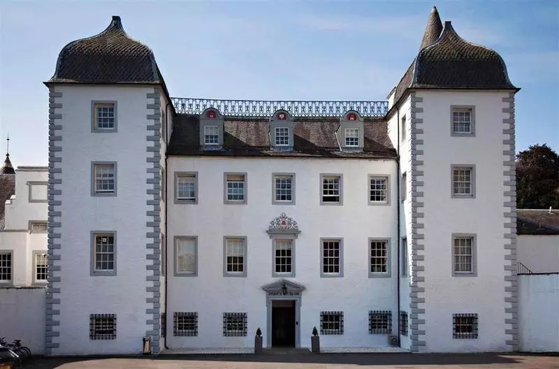 בית מלון כפרי Barony Castle