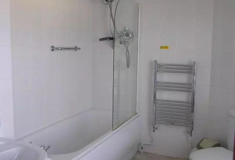 בית מלון כפרי The Cadogan