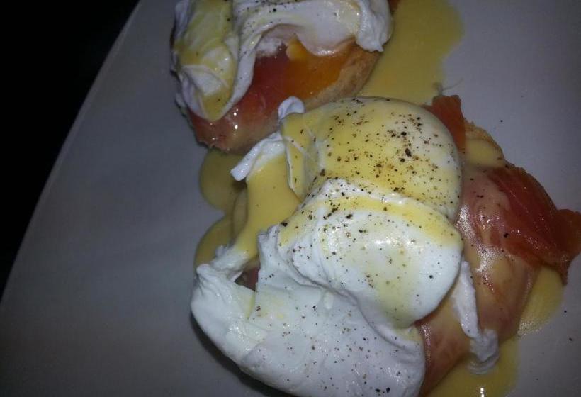 בית מלון כפרי The Cadogan