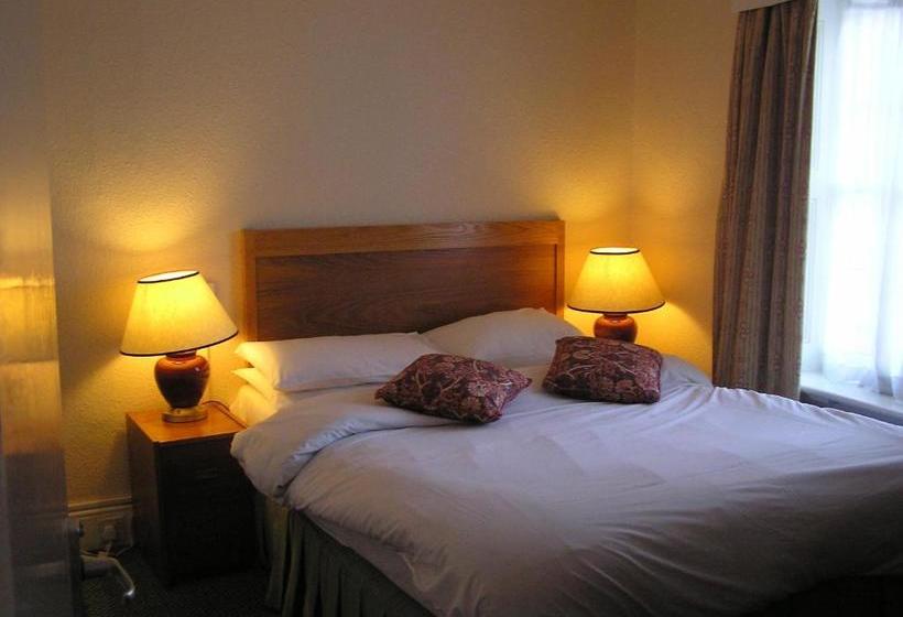 בית מלון כפרי The Cadogan